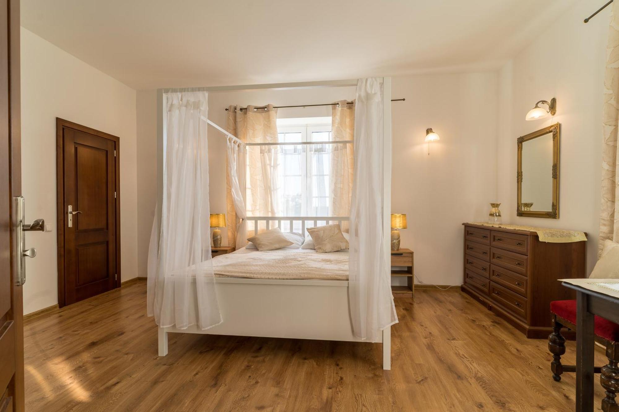 Pensjonat Well Clinic Medicine Estetic & Spa Гданск Екстериор снимка